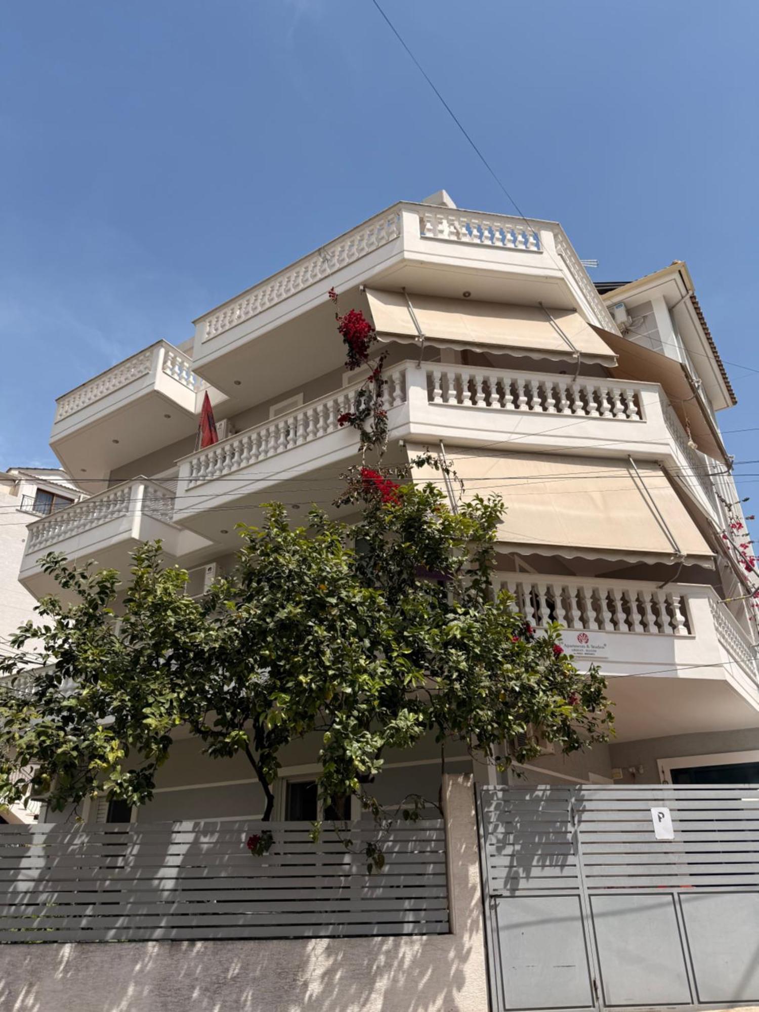 Apartments & Studios Ardian-Mandi Sarande-Albania Eksteriør billede