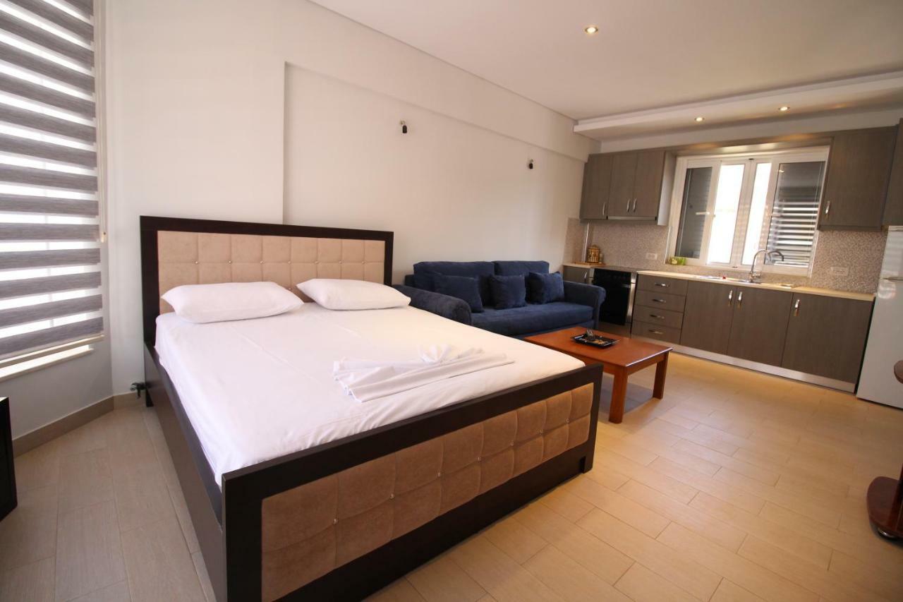 Apartments & Studios Ardian-Mandi Sarande-Albania Eksteriør billede