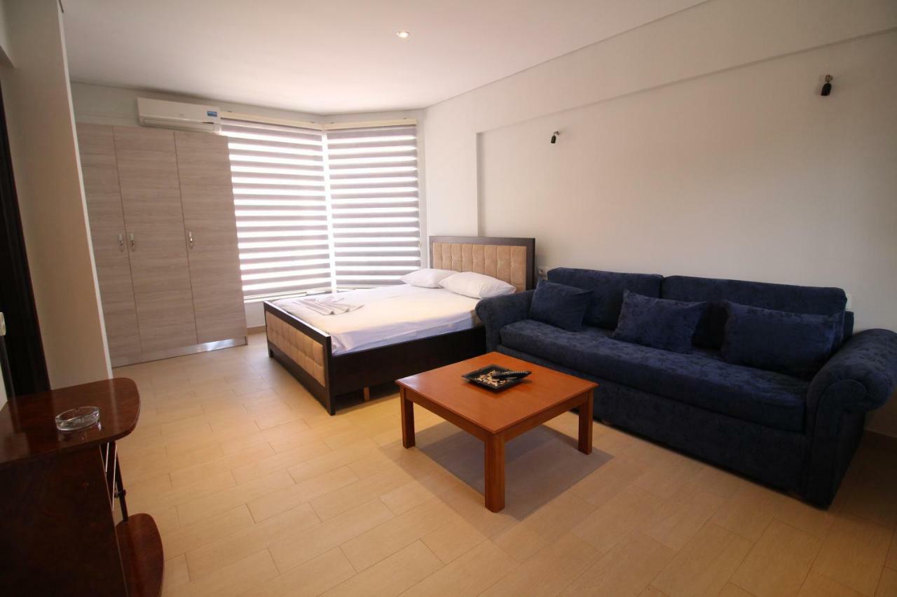 Apartments & Studios Ardian-Mandi Sarande-Albania Eksteriør billede