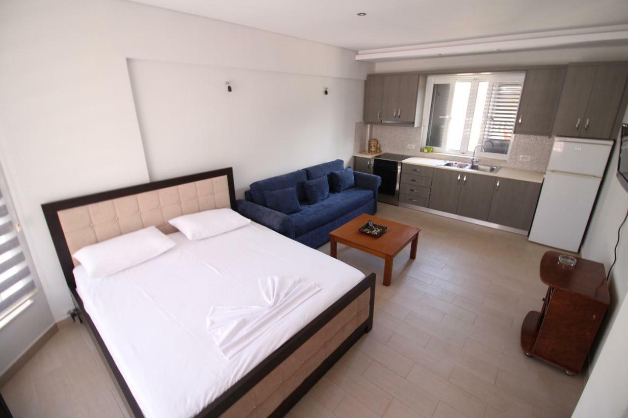 Apartments & Studios Ardian-Mandi Sarande-Albania Eksteriør billede